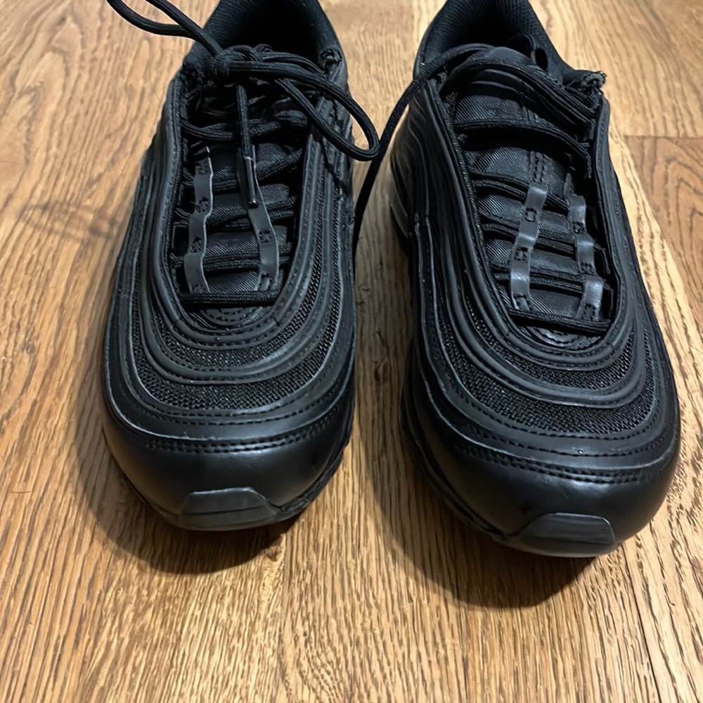 Worn twice! Solid Black Nikes